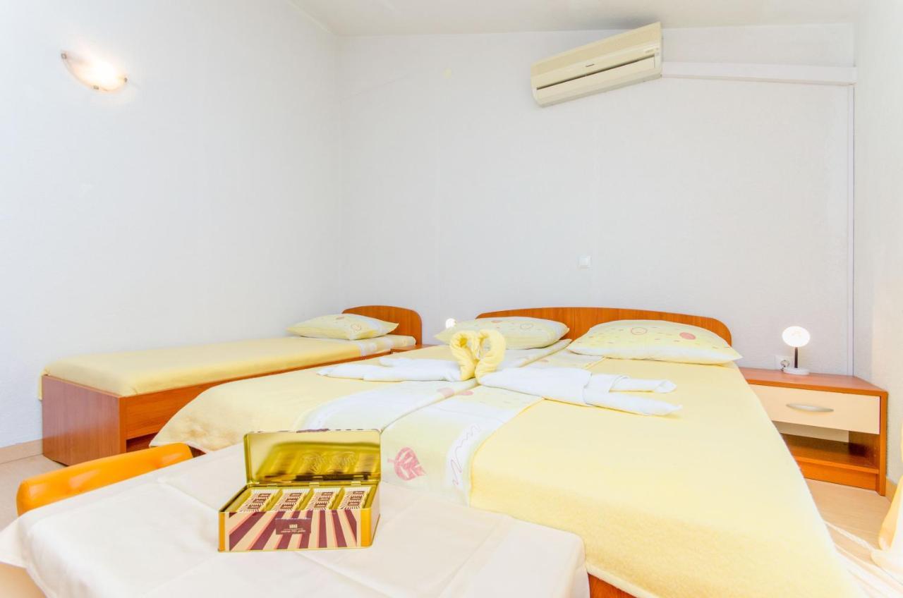 Knezovicapartments Živogošće Dış mekan fotoğraf