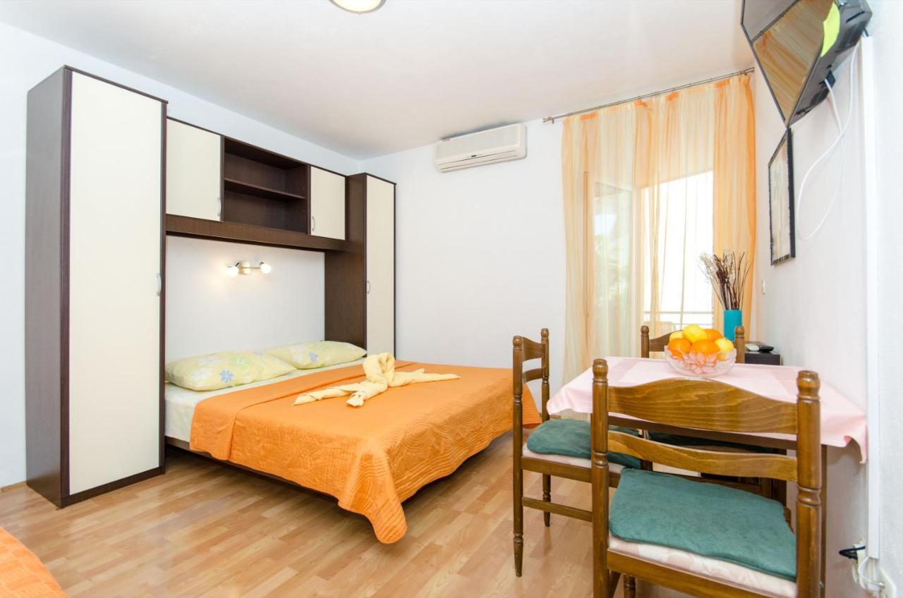 Knezovicapartments Živogošće Dış mekan fotoğraf